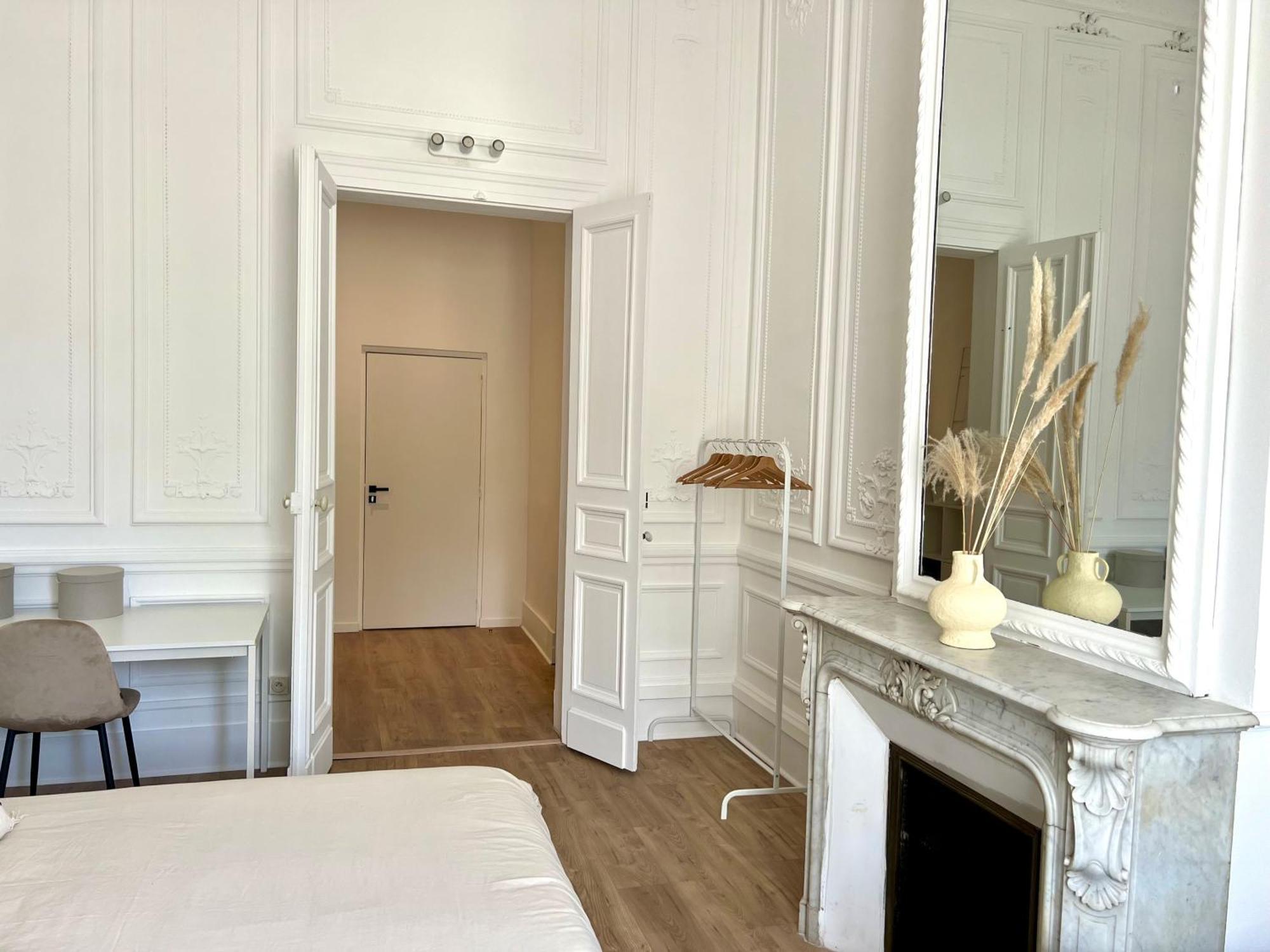 Apartamento Maison El&ar - Place De La Comedie, Wifi *